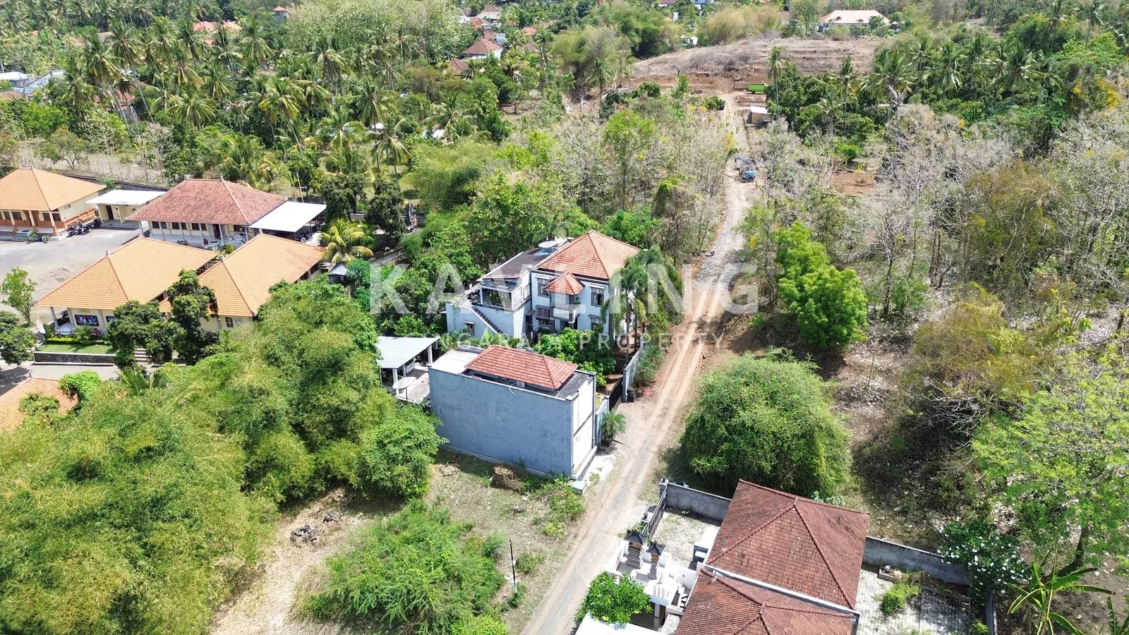 Rumah Villa 3 Lantai Dekat Pantai Lovina - 8