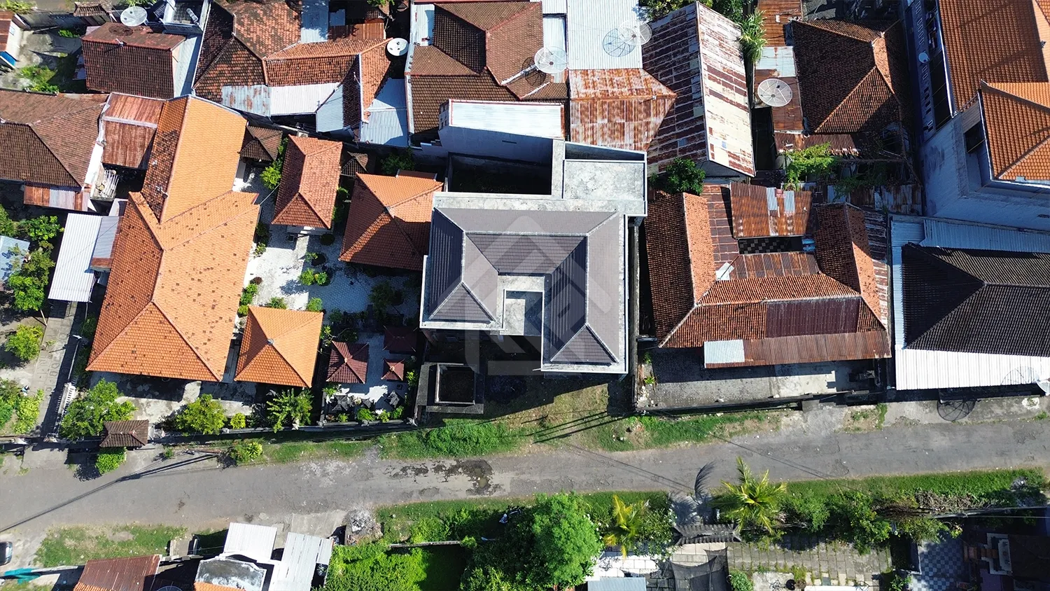 Dijual Rumah 2 Lantai Belum Finishing di Kaliuntu - 2