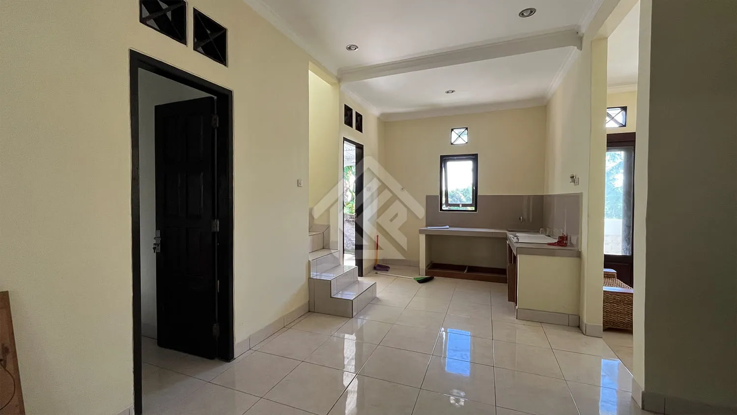 Rumah 2 lantai Baru di Sambangan - 6